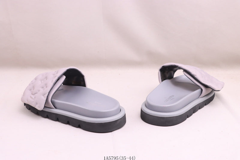 ⭐ LV Luxury Designer Shoes – Premium Style & Comfort