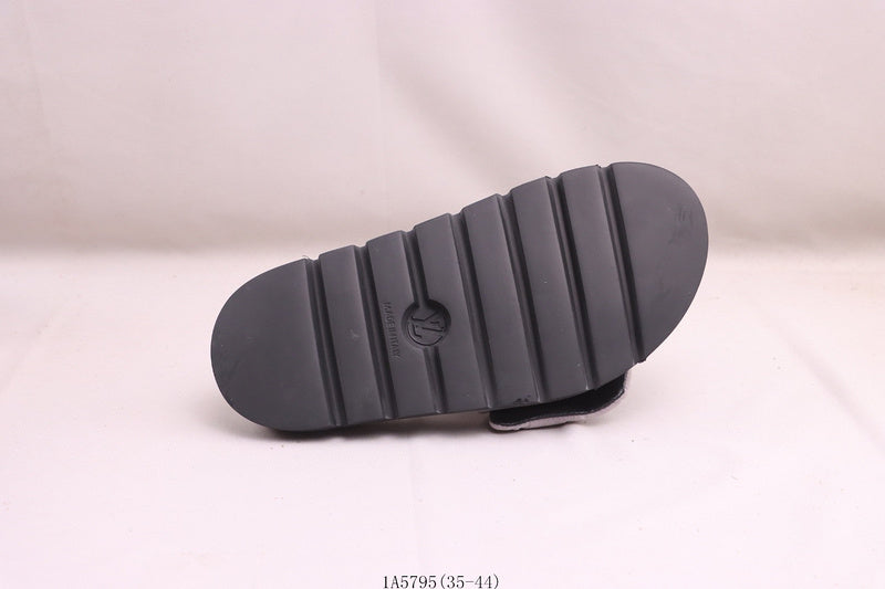 ⭐ LV Luxury Designer Shoes – Premium Style & Comfort
